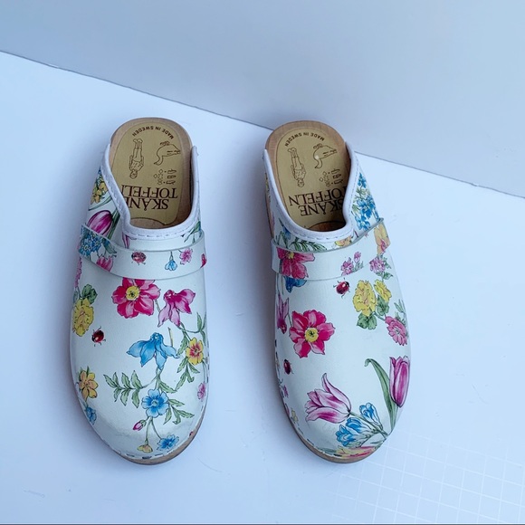Sold Skane Toffeln Wooden Clogs Shoes Sweden Flora - Picture 5 of 6